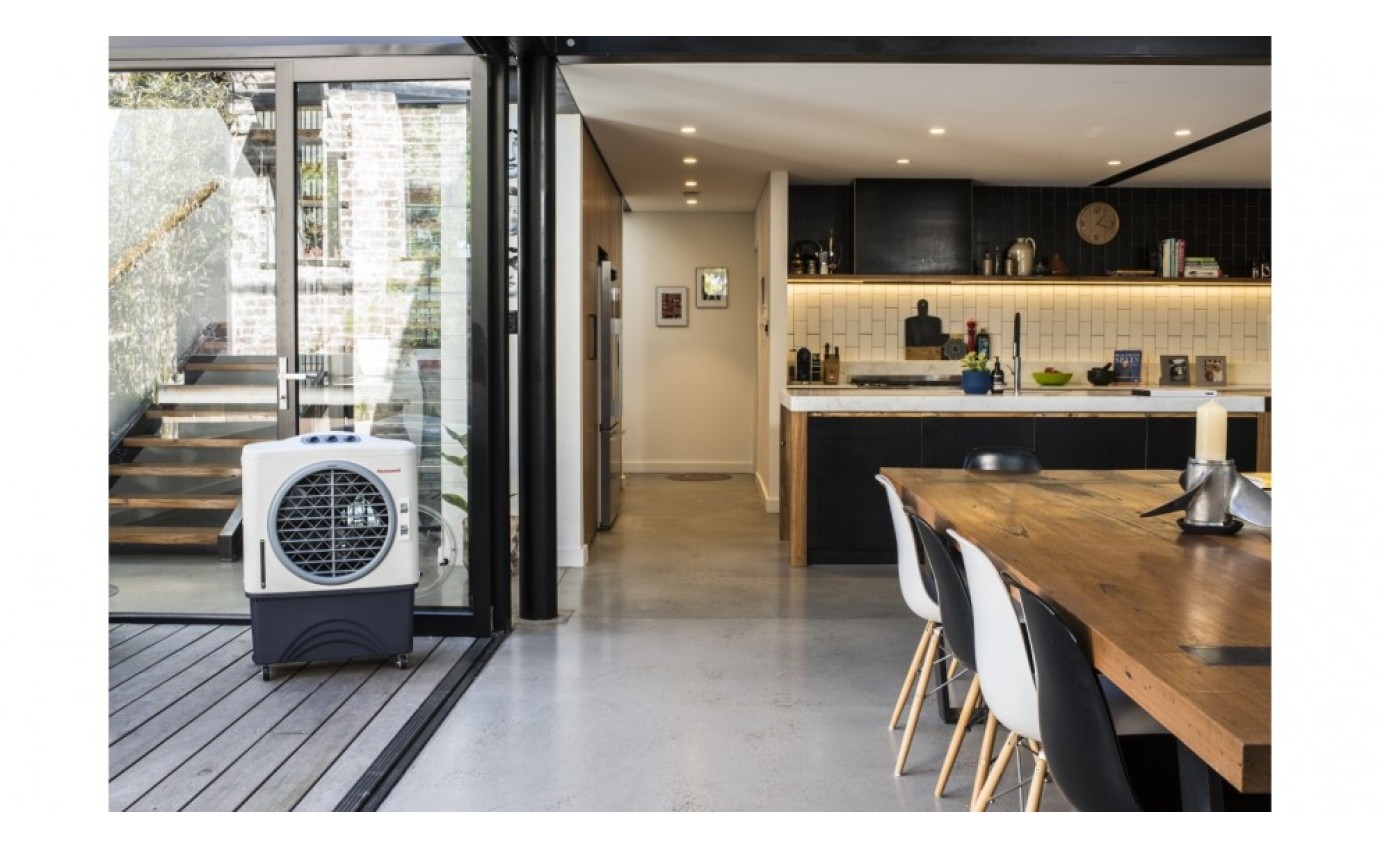 Honeywell 40L Outdoor Evaporative Cooler CL40PM