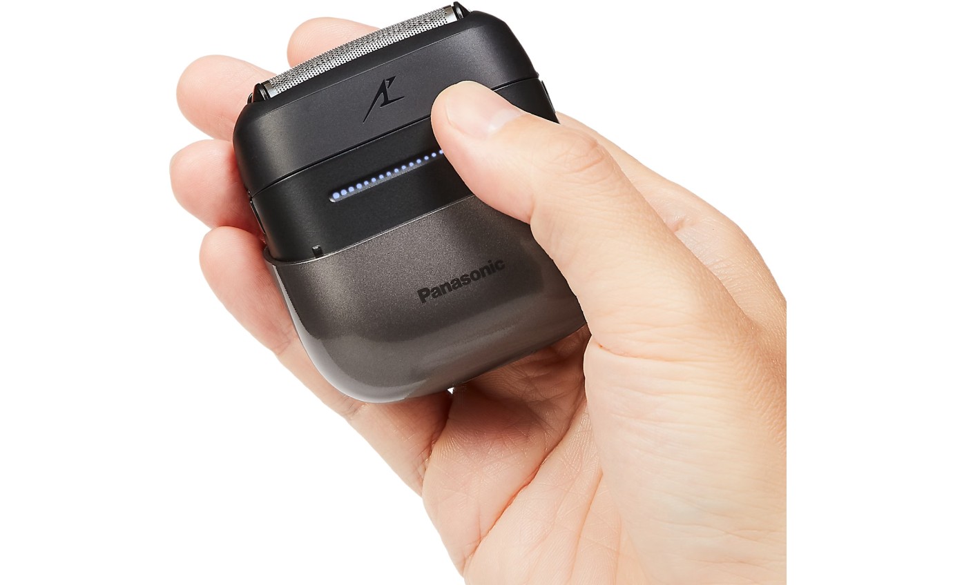 Panasonic Compact 3-Blade Electric Shaver ESCM3AK541