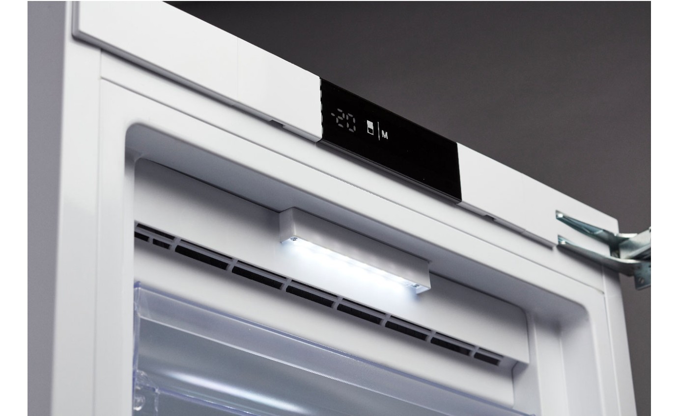 Smeg 204L Universale Integrated Single Door Freezer SABI221FF