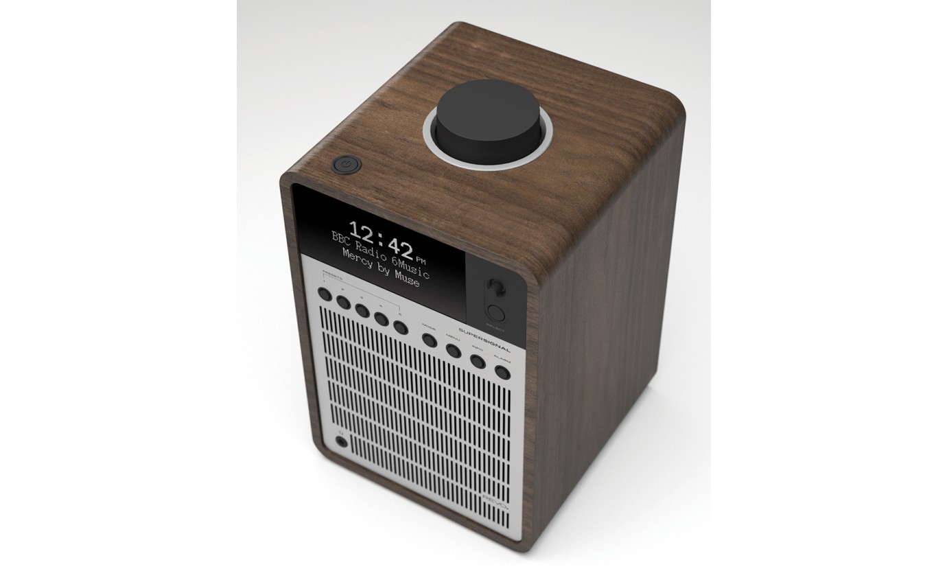 Revo SuperSignal Tabletop Radio (Walnut Silver) RVSUPERSIGWS