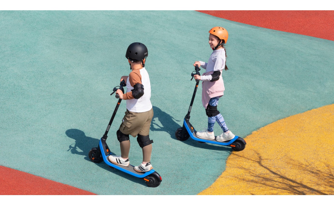 Segway-Ninebot C2 Lite Kids Electric KickScooter (Blue) SEGWC2LITEBLU