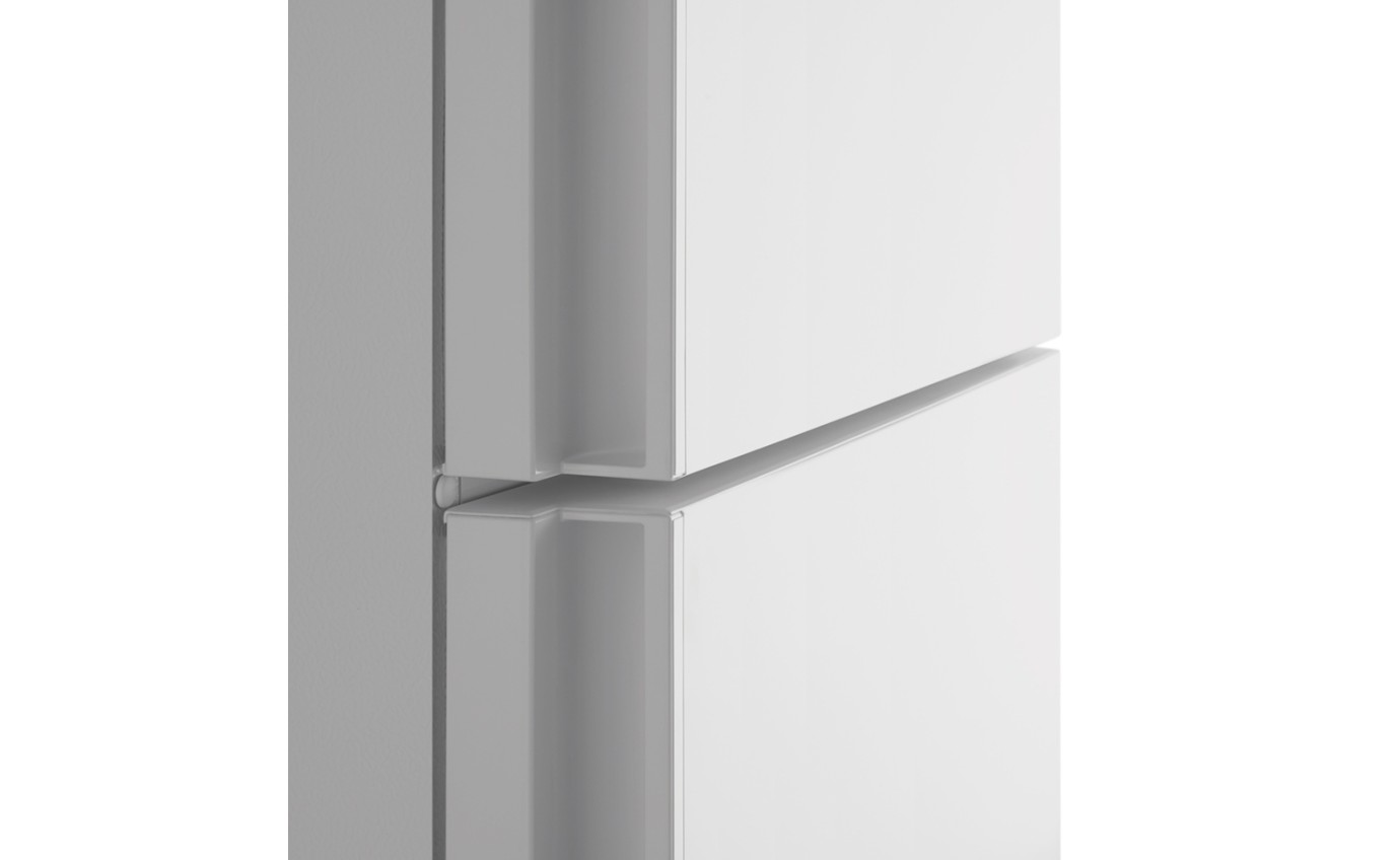 Westinghouse 496L Bottom Mount Fridge (White) WBE5300WCR