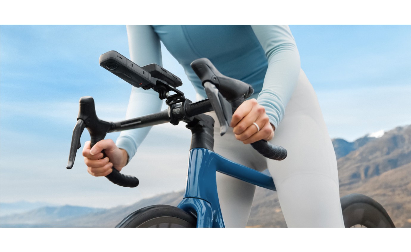 Insta360 X5 8K 360 Action Camera INSTAONEX5