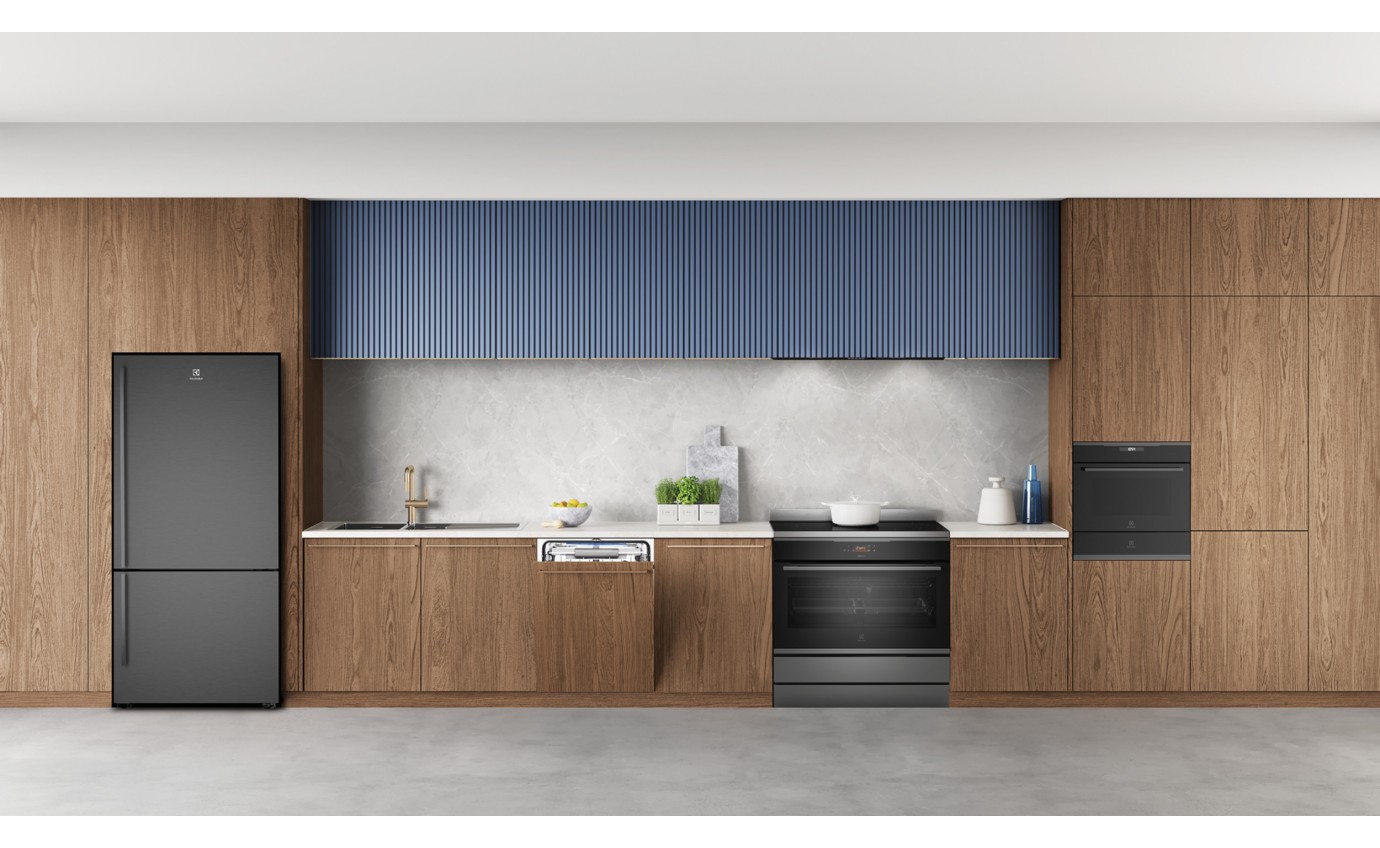 Electrolux 496L Bottom Mount Freezer (Matte Black) EBE5007BDR