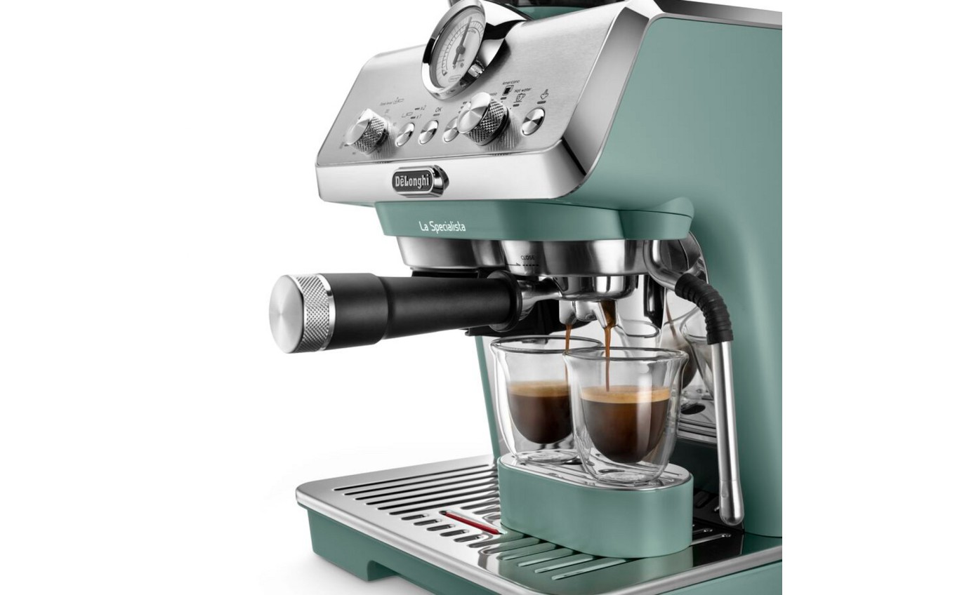 DeLonghi La Specialista Arte Manual Espresso Machine (Toronto Green) EC9155GR