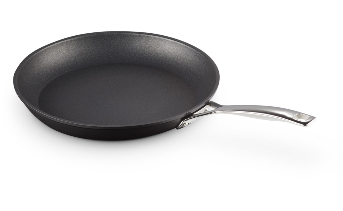 Le Creuset 30cm Shallow Frying Pan 51112300010002