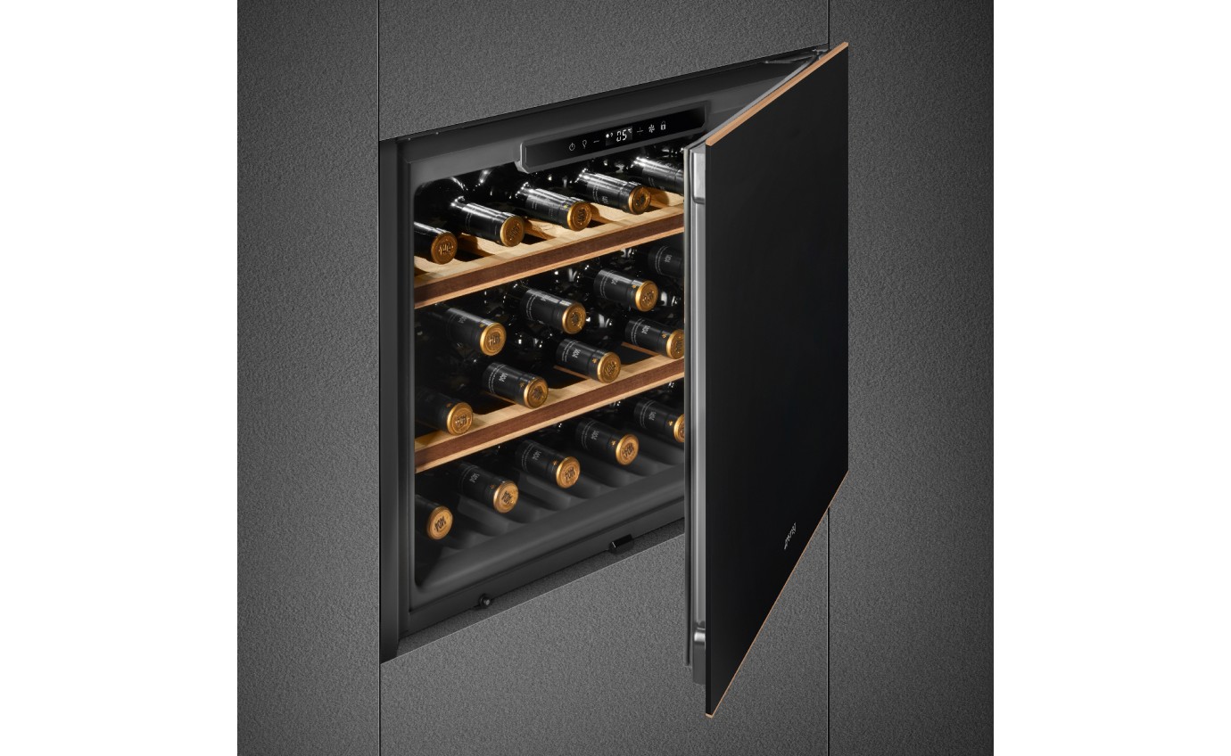 Smeg 45cm Dolce Stil Novo Built-In Wine Cooler (Black) CVI621NR3