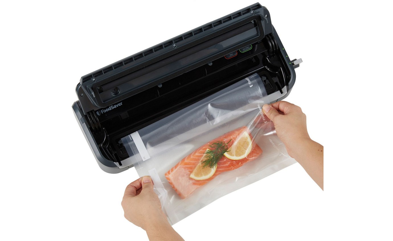 FoodSaver Lock & Seal Vacuum Sealer VS4500