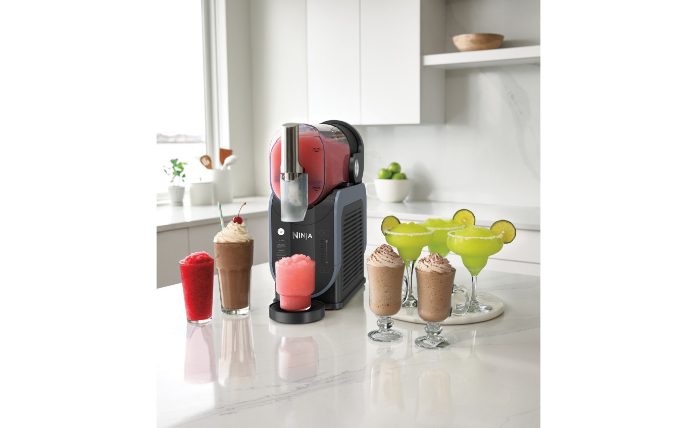 Ninja SLUSHi™ Professional Frozen Drink Maker FS301