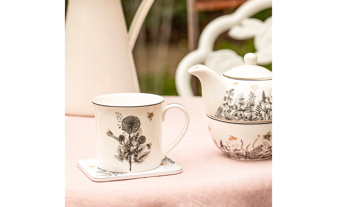 Ashdene Queen Bee Wide Flare Mug 521010