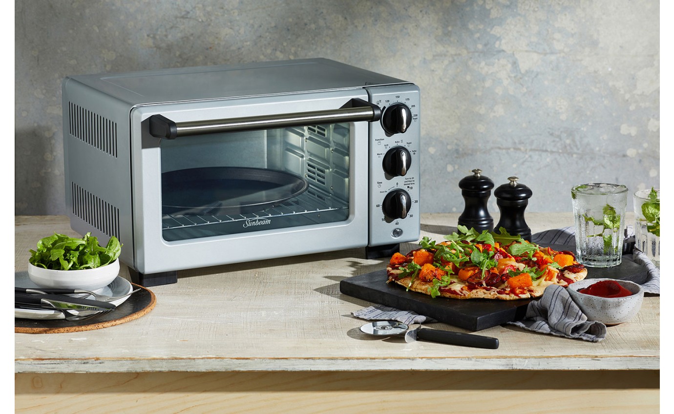 Sunbeam 18L Bake & Grill Oven COM3500SS