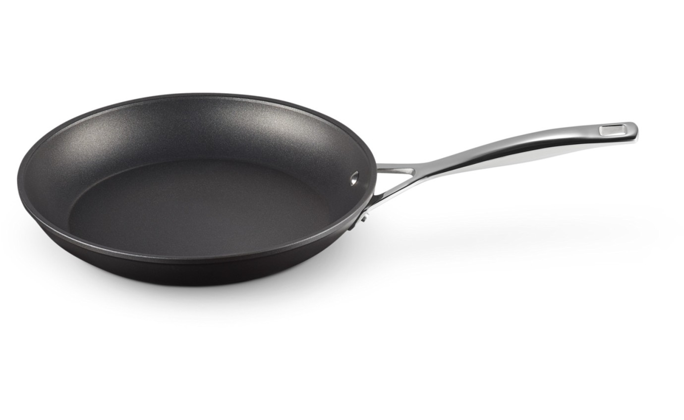 Le Creuset 26cm Shallow Frying Pan 51112260010001