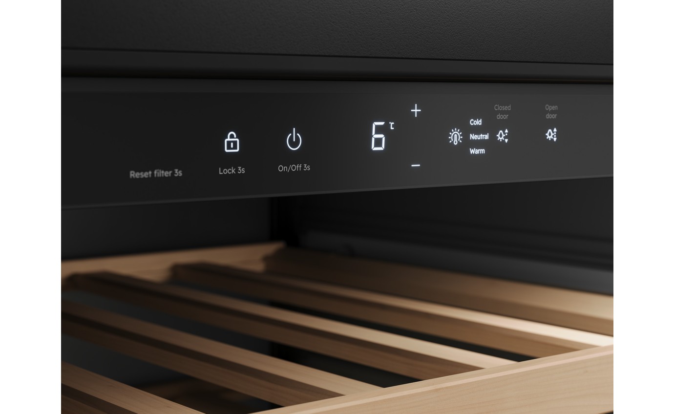 Vintec 41 Bottle Single Zone Wine Cabinet VWS820SCBX