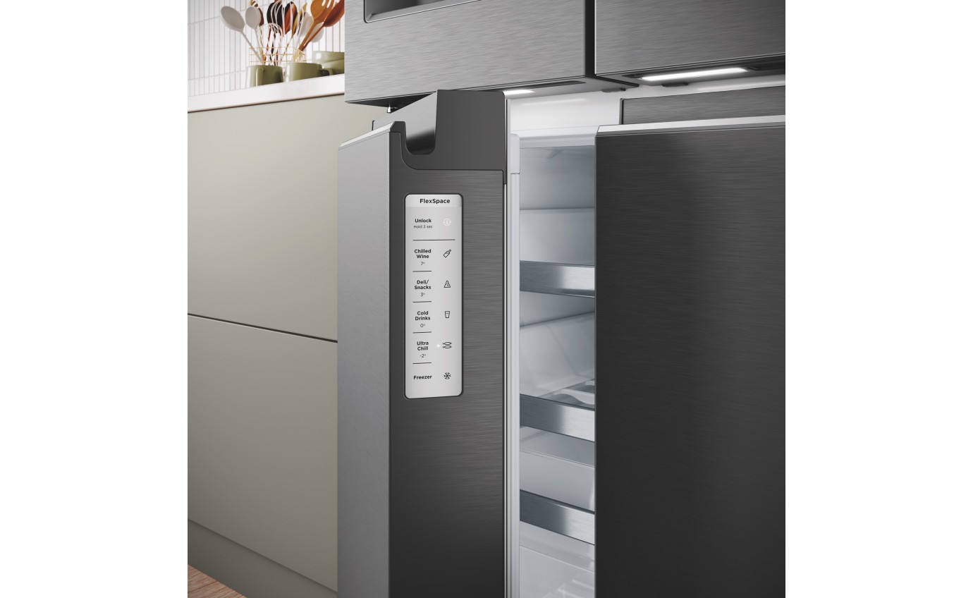 Westinghouse 609L Quad Door Fridge (Matte Black) WQE6170BB