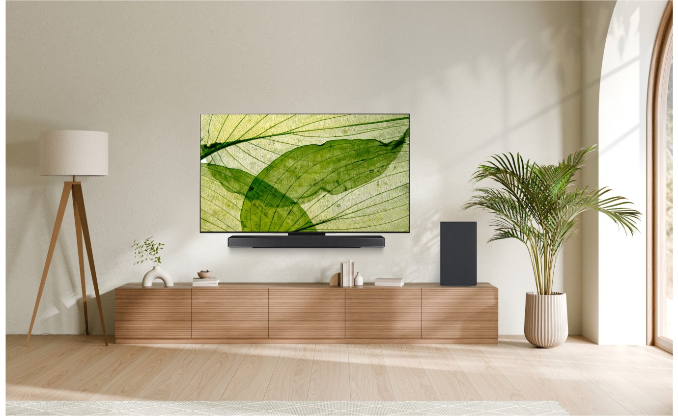 LG 77 inch C5 OLED evo AI UHD 4K Smart TV OLED77C5PSA