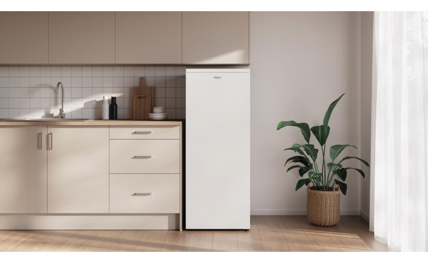 Haier 169L Vertical Freezer (White) HVF170VW