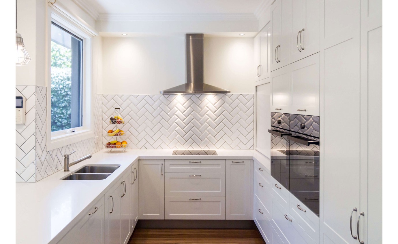 Schweigen Silent Wallmount Rangehood 900mm WM2190ST