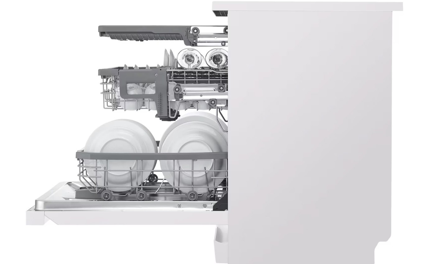 LG 60cm QuadWash&reg; Freestanding Dishwasher (Essence Matte White) XD3A25MW