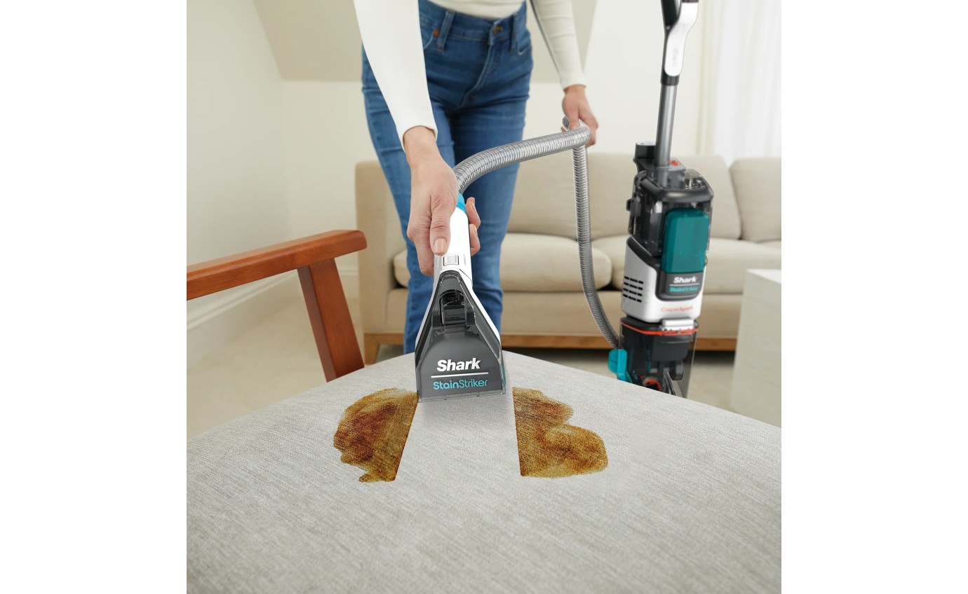 Shark CarpetXpert™ Deep Carpet Cleaner with Built-In StainStriker™ EX200