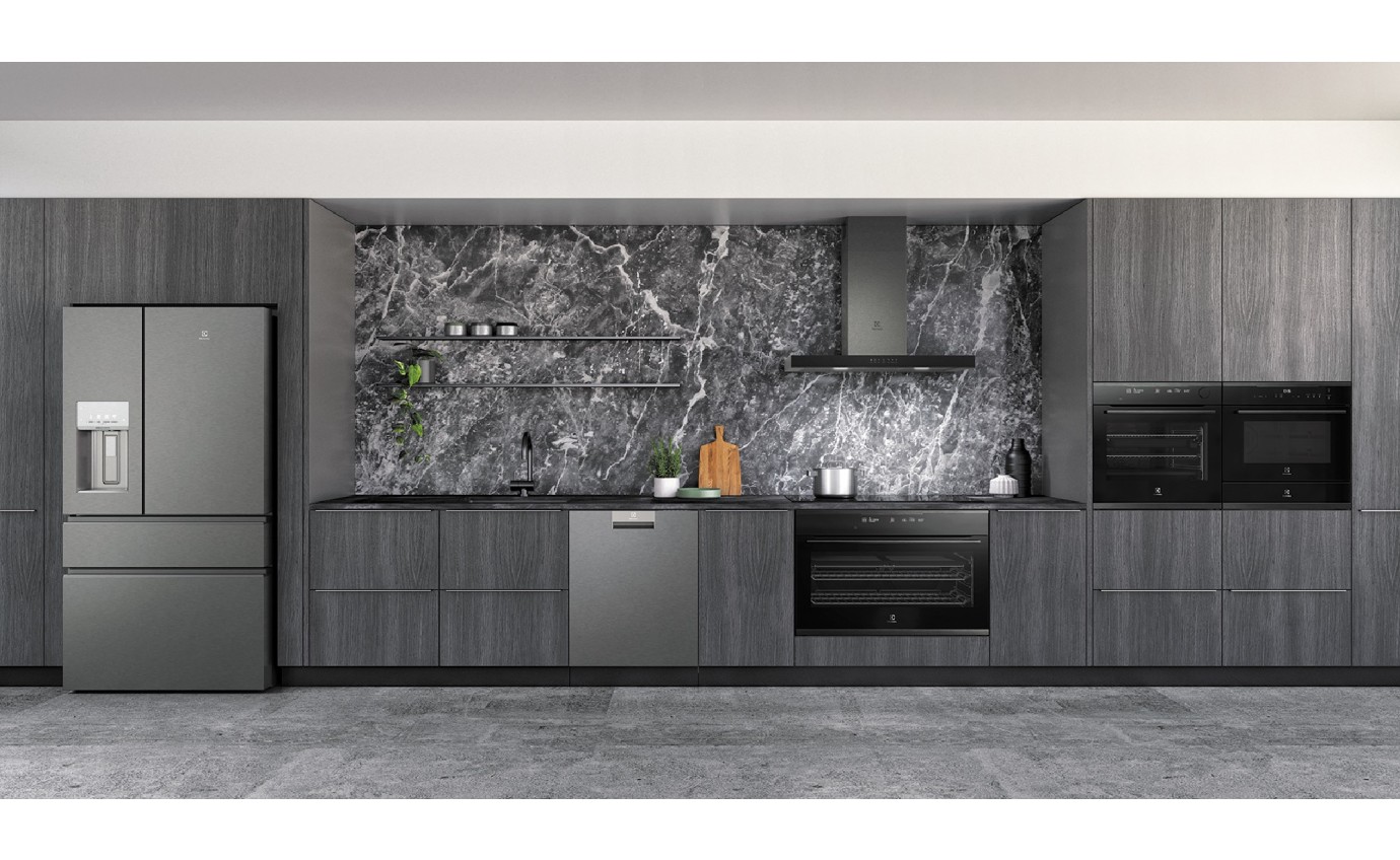 Electrolux 609L French Door Fridge (Dark Stainless Steel) EHE6899BA