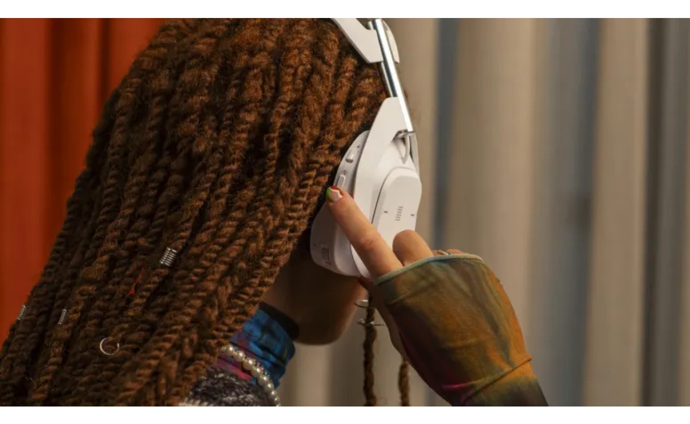 Logitech G Astro A50 X LIGHTSPEED Wireless Gaming Headset + Base Station (White) 939002135