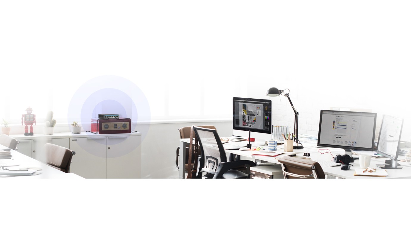 D-Link 8-Port Multi-Gigabit Desktop Switch (Metal Housing) DMS108