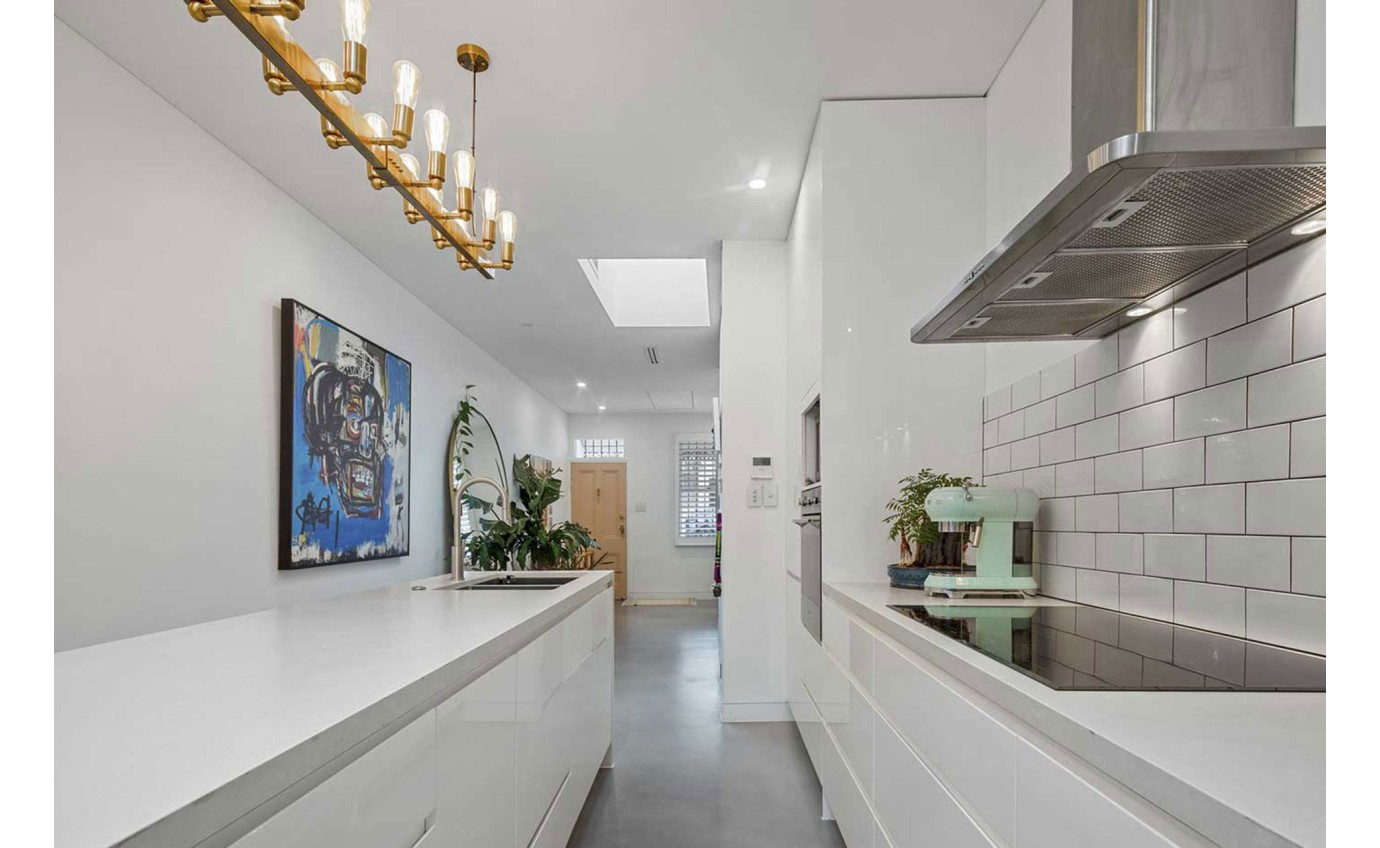 Schweigen Silent Wallmount Rangehood 900mm WM2190ST