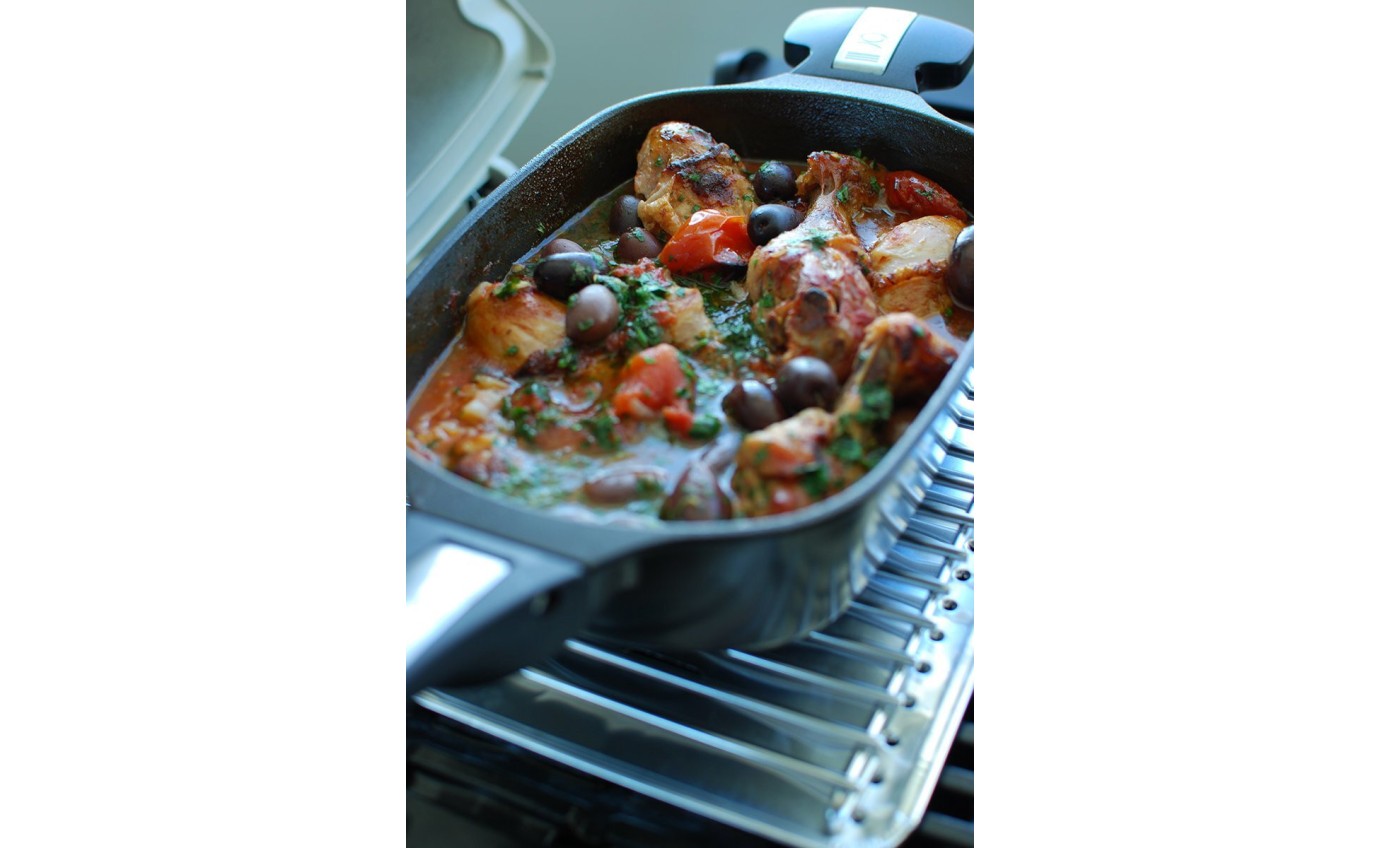 Weber Q Ware Large Casserole Dish with Detachable Handles 1500332