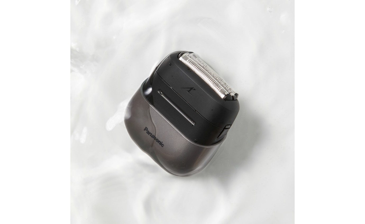 Panasonic Compact 3-Blade Electric Shaver ESCM3AK541