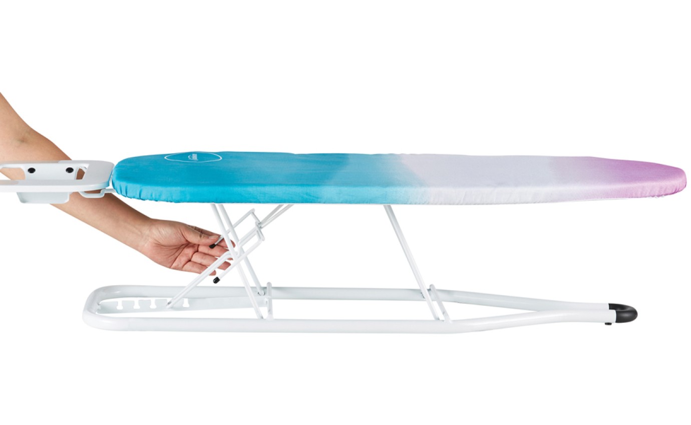 Sunbeam HiLo Adjustable Tabletop Ironing Board SB1300
