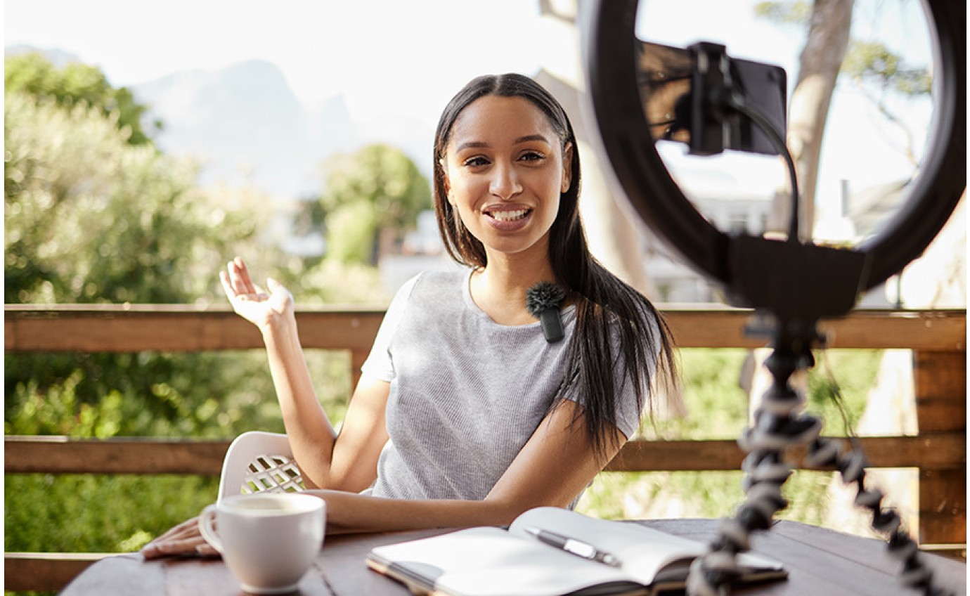 JBL Quantum Stream Wireless Microphone (Lightning) JBLSTRMWLLGHTBLK