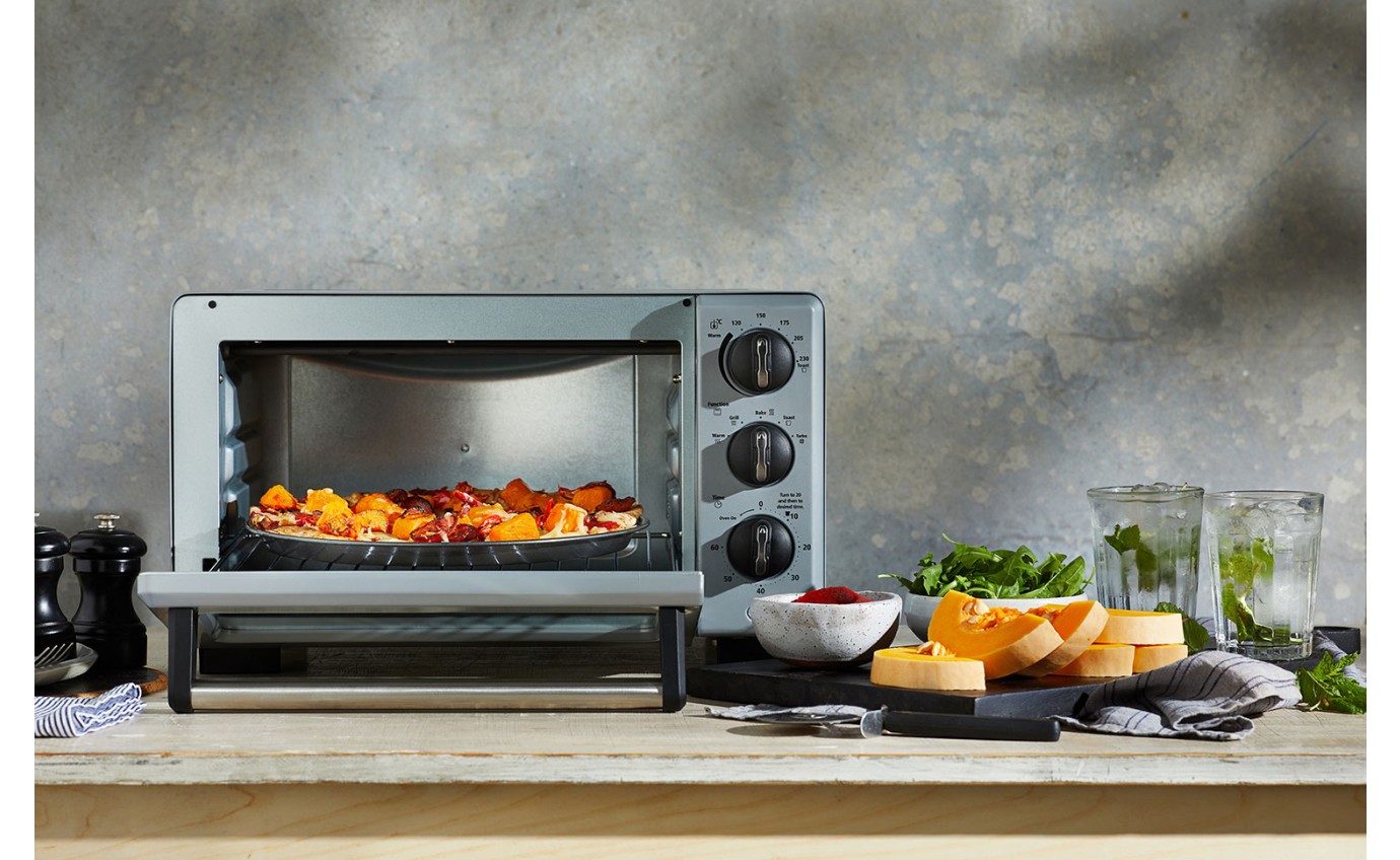 Sunbeam 18L Bake & Grill Oven COM3500SS