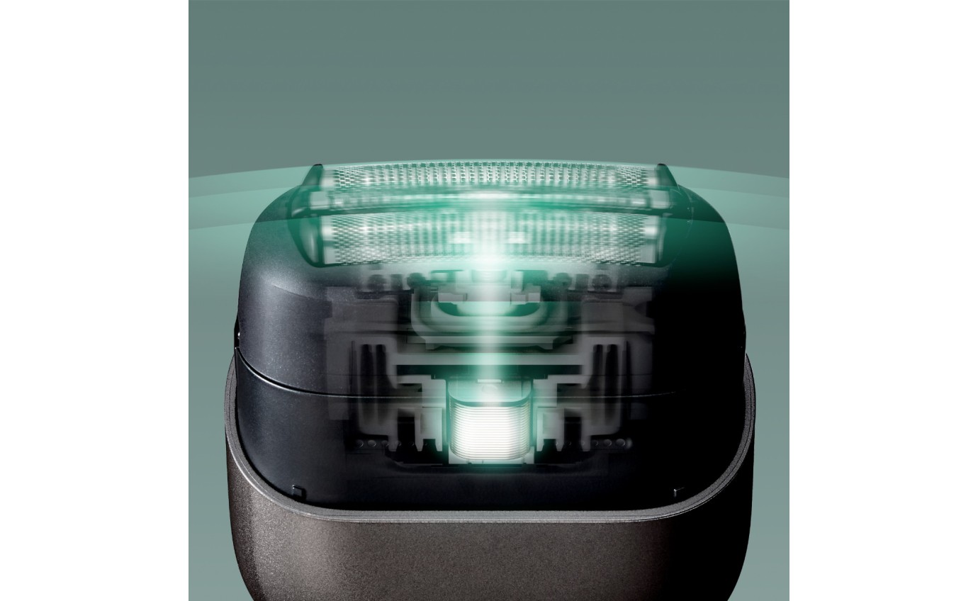 Panasonic Compact 3-Blade Electric Shaver ESCM3AK541