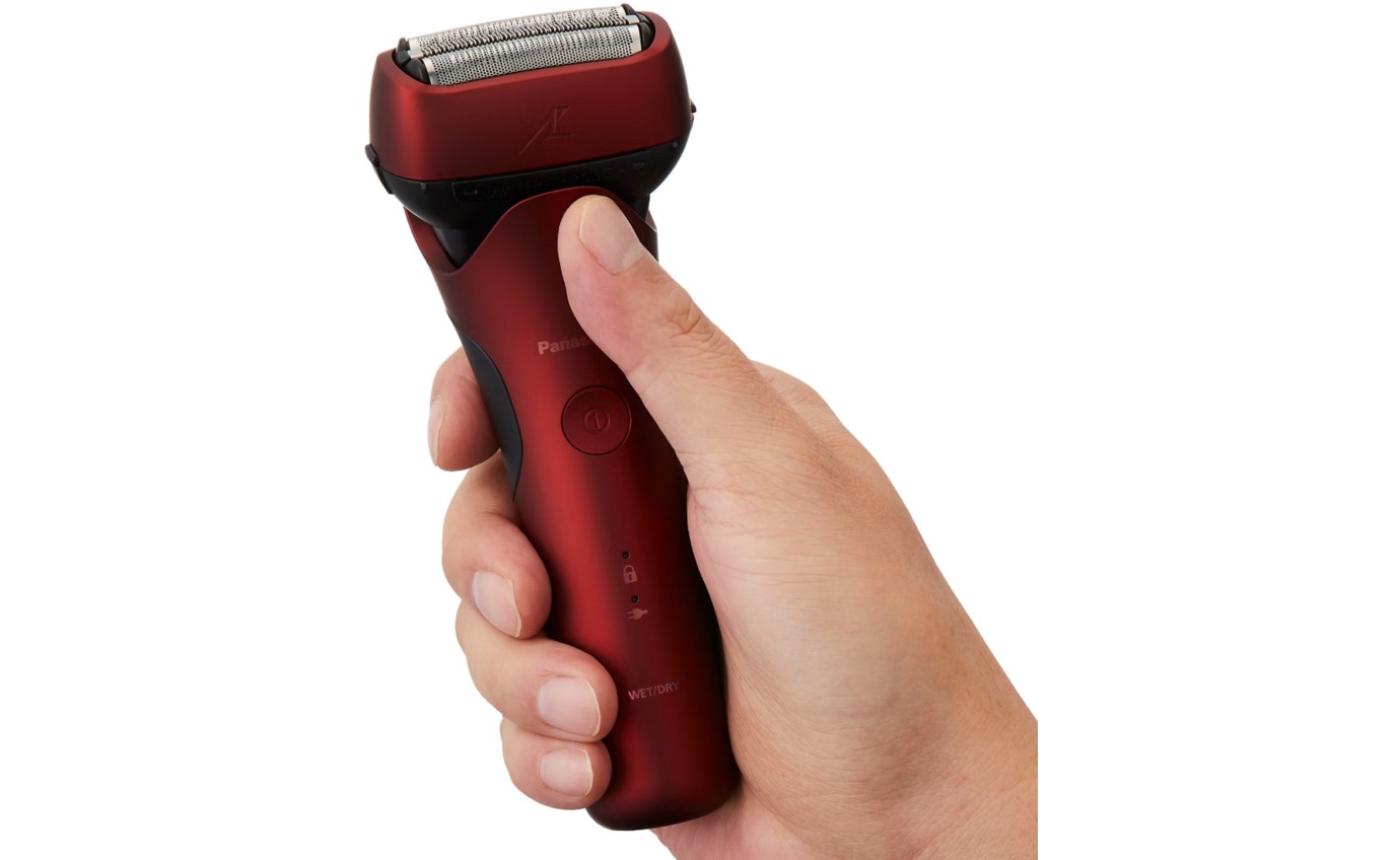 Panasonic 3 Blade High Speed Wet & Dry Shaver with 8D Flex Head ESLT4BR841