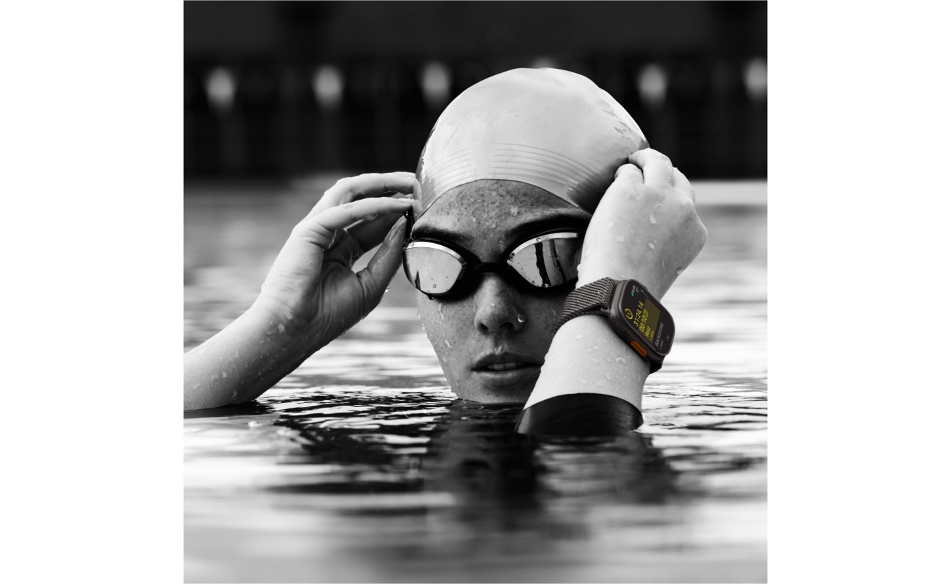 Apple Watch Ultra 2 GPS + Cellular 49mm Natural Titanium Case with Blue Trail Loop [M/L] MX4L3ZPA