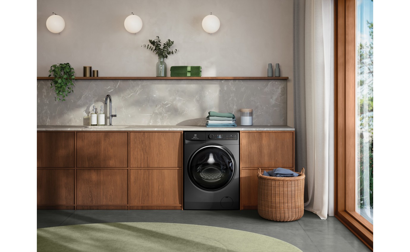 Electrolux 12kg/8kg UltimateCare 900 Washer Dryer Combo (Dark Onyx) EWW1242R9SCS