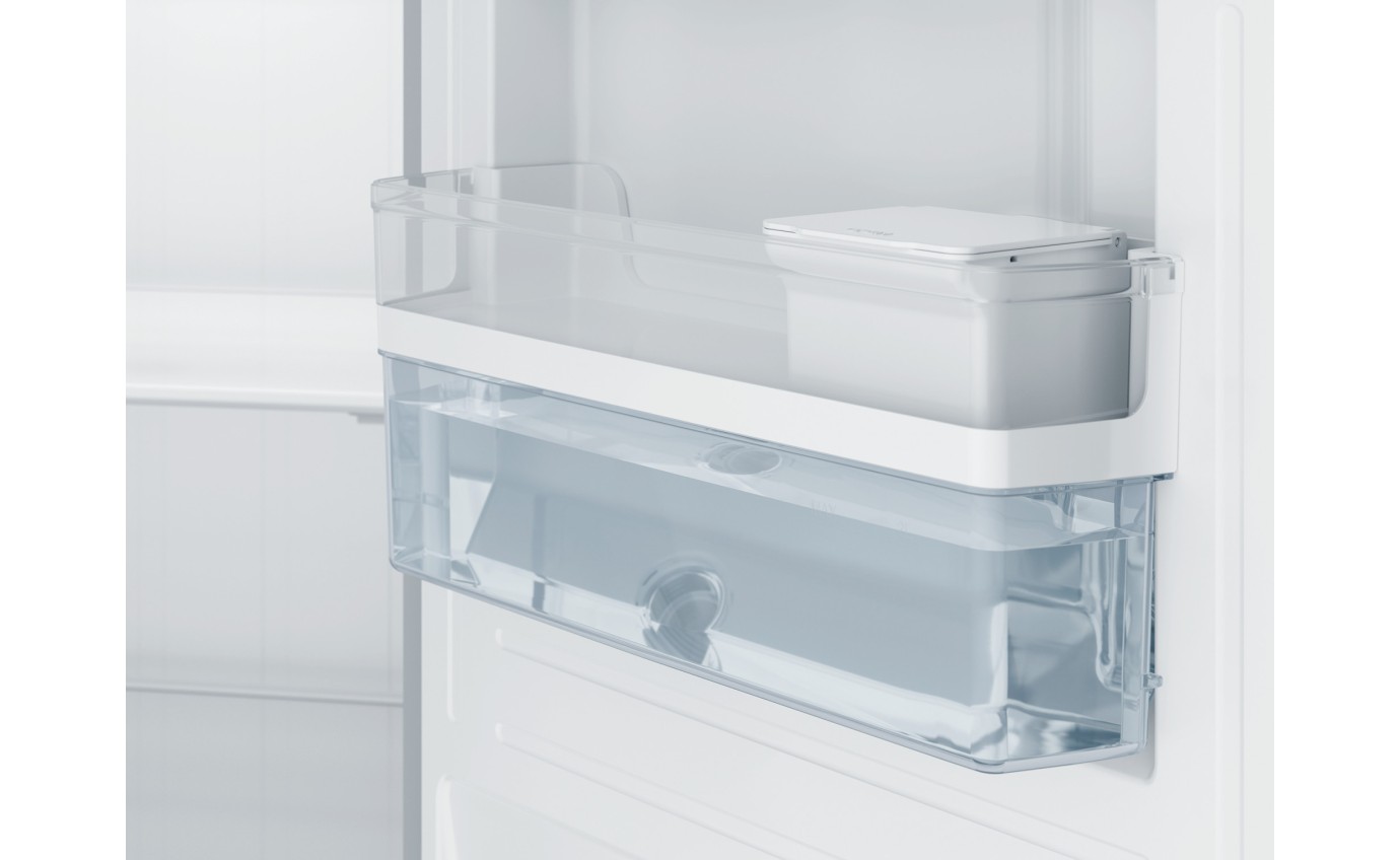 Westinghouse 619L Side By Side Fridge (Matte Black) WSE6240BB