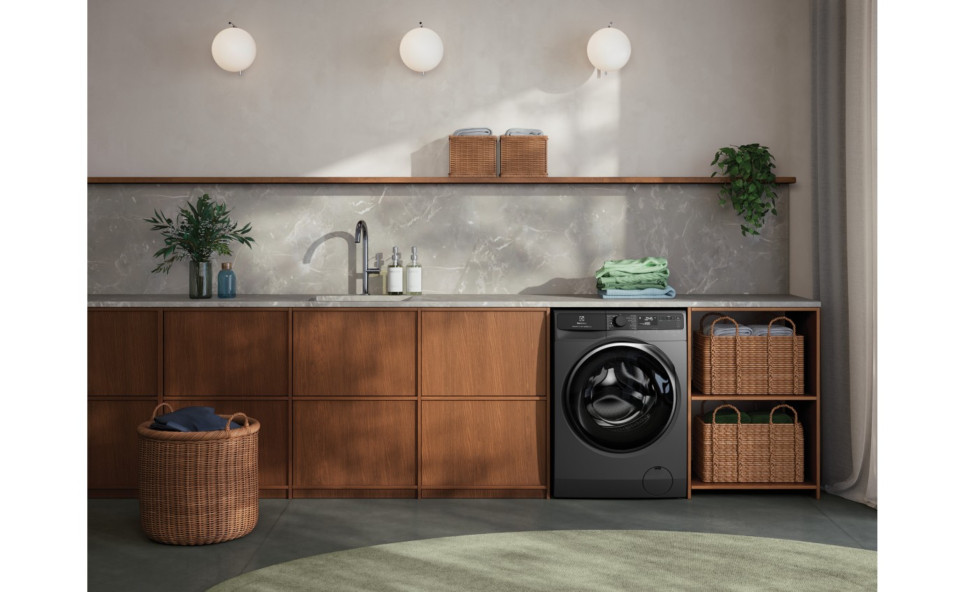 Electrolux 10kg UltimateCare 700 Front Load Washing Machine (Dark Onyx) EWF1043R7SC