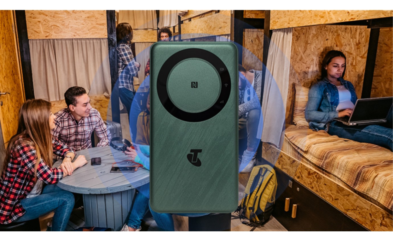 Telstra 5G Wi-Fi Hotspot (Green) TE086