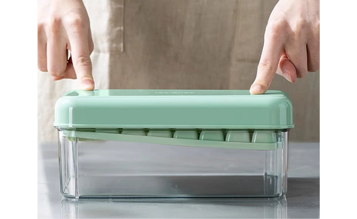 CHiQ 166L Hybrid Upright Freezer (White) CSH166NW