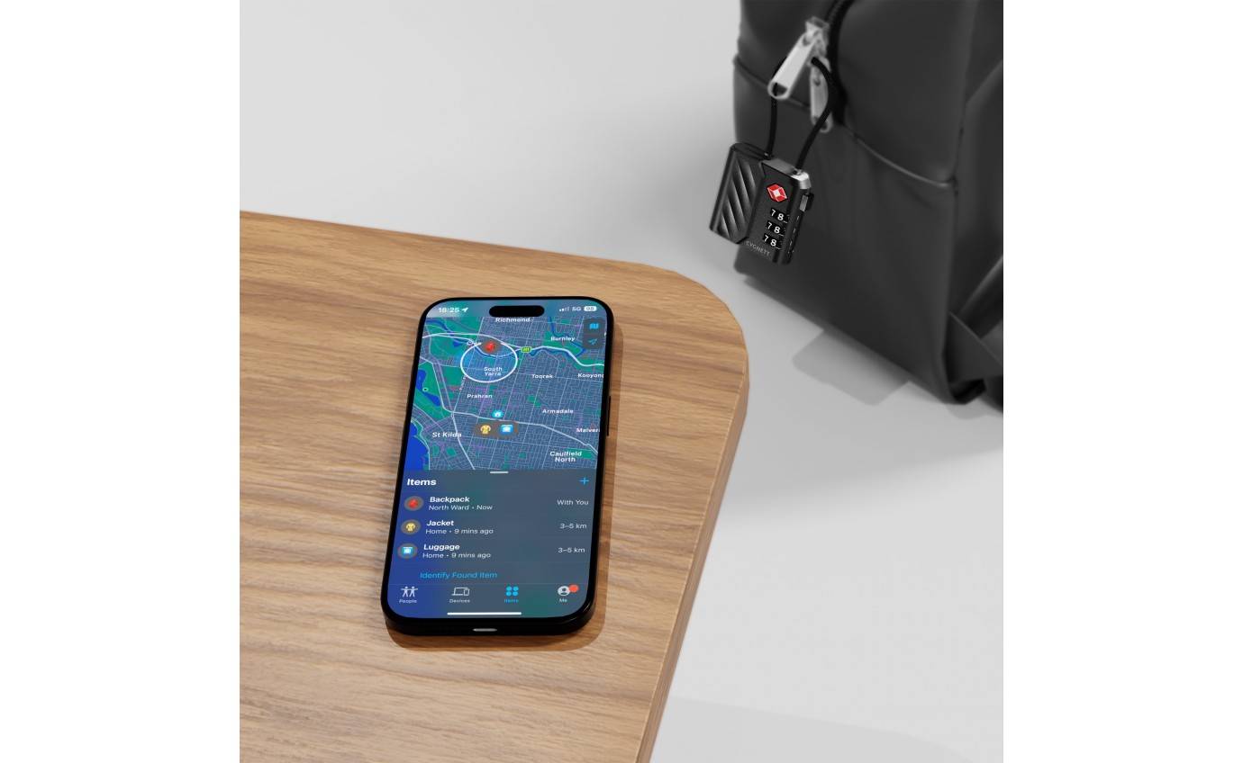 Cygnett Voyager Bluetooth&reg; TravelTag TSA Lock with USB-C Recharging 11901339043