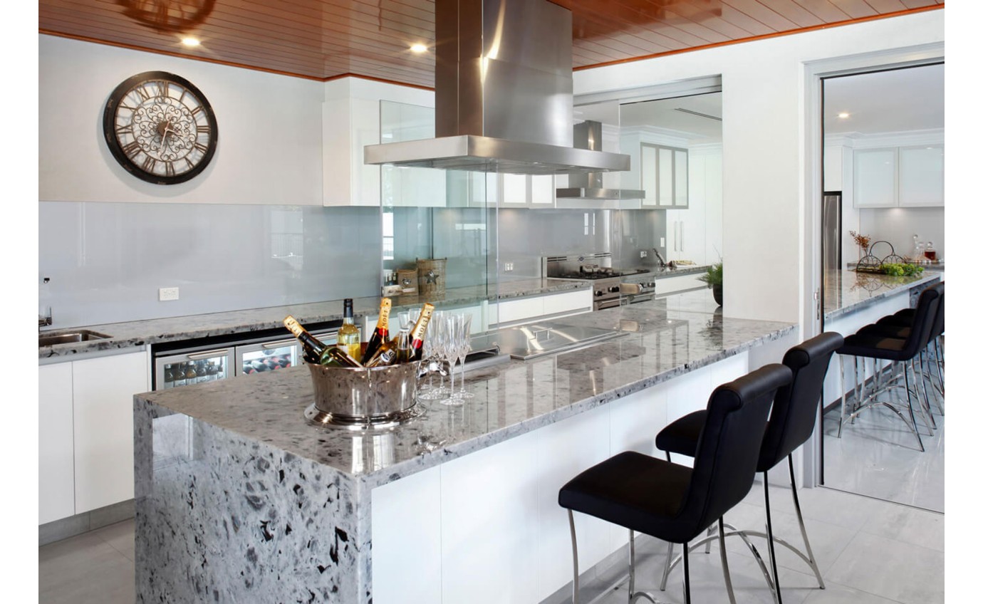 Schweigen Silent Island Rangehood 900mm IS4110ST