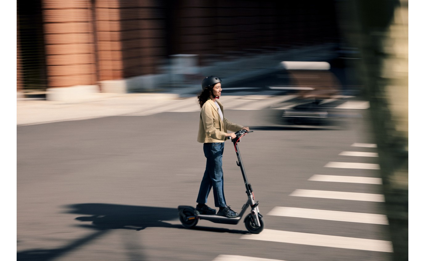 Segway F3 eKickScooter SEGWF3