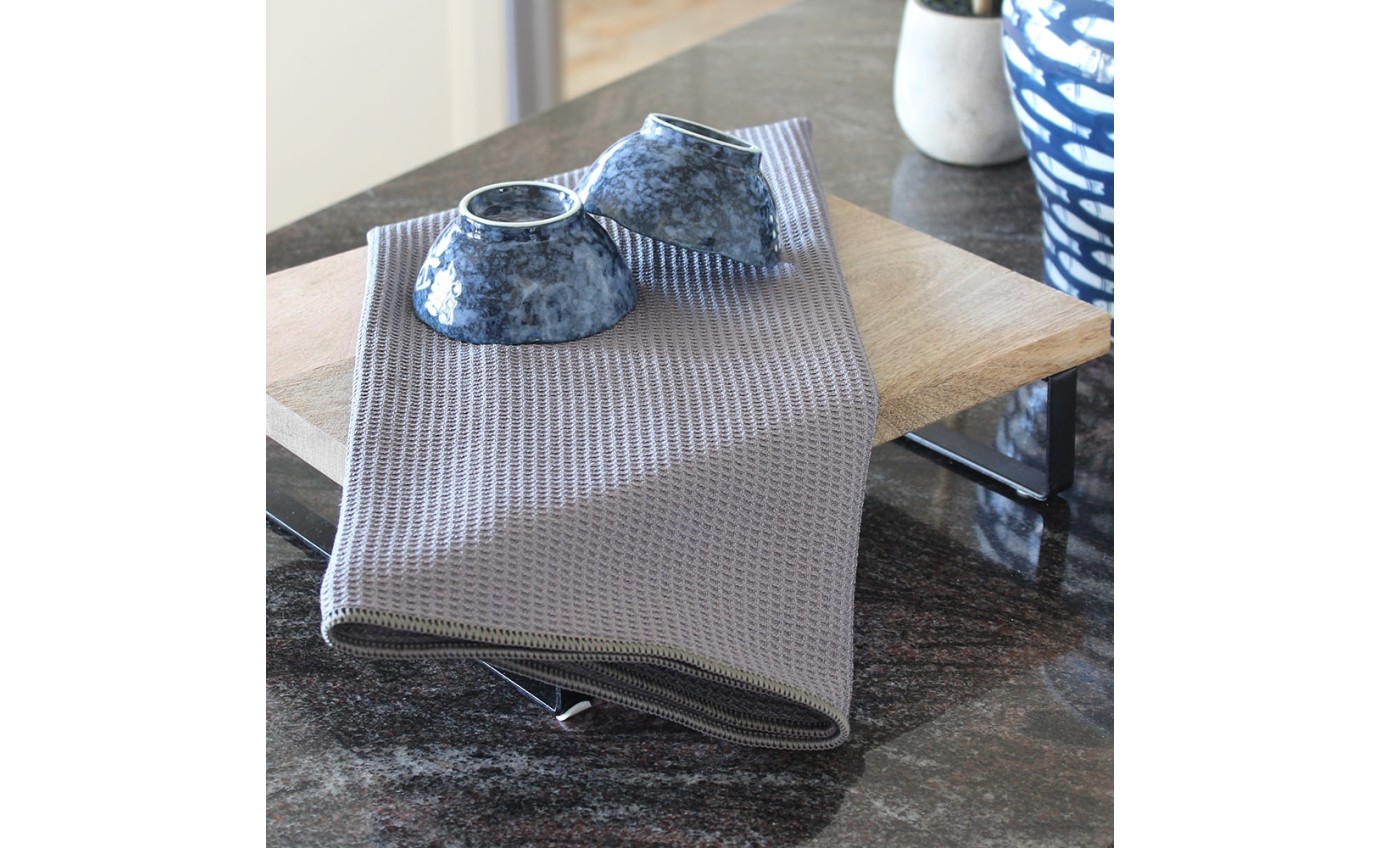 White Magic Tea Towel Single (Coral) WMMFTTSC