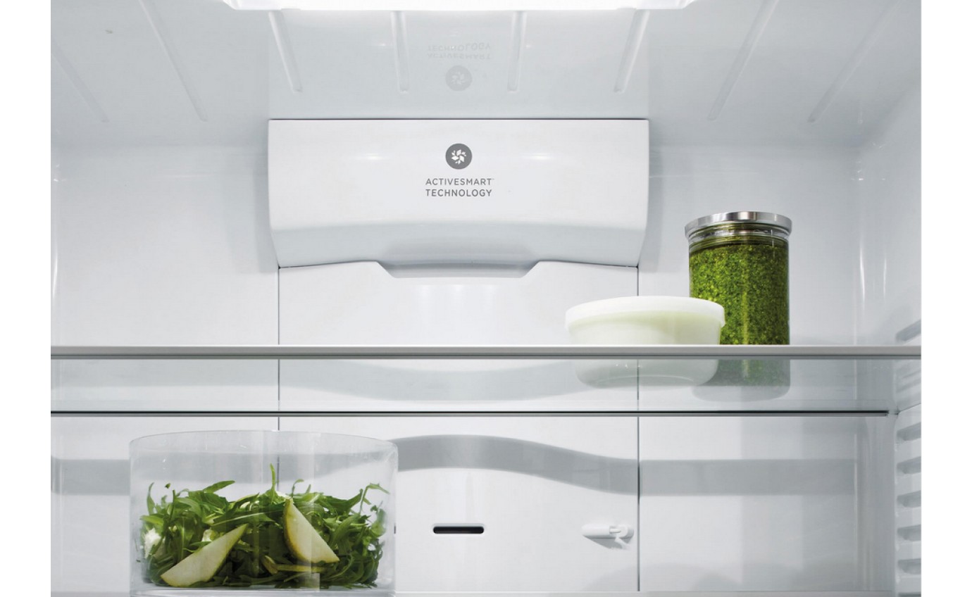 Fisher & Paykel 90cm Series 7 Integrated French Door Refrigerator Freezer, Ice & Water RS90AU1