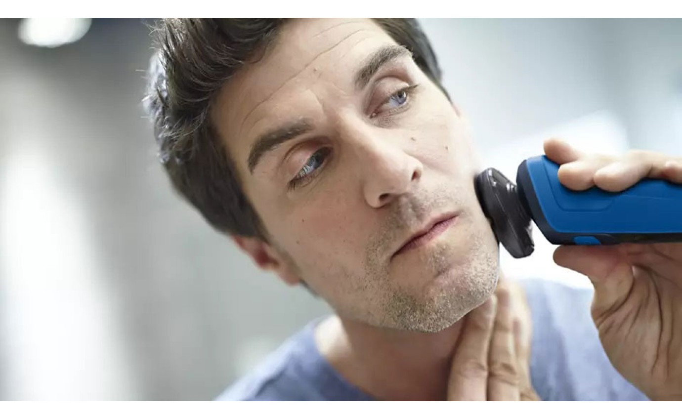 Philips Series 5000 Wet & Dry Shaver S546617