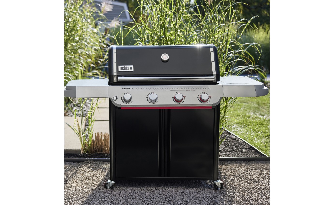 Weber Genesis&reg; E-425 4-Burner Gas Barbecue (Natural Gas) K1501767