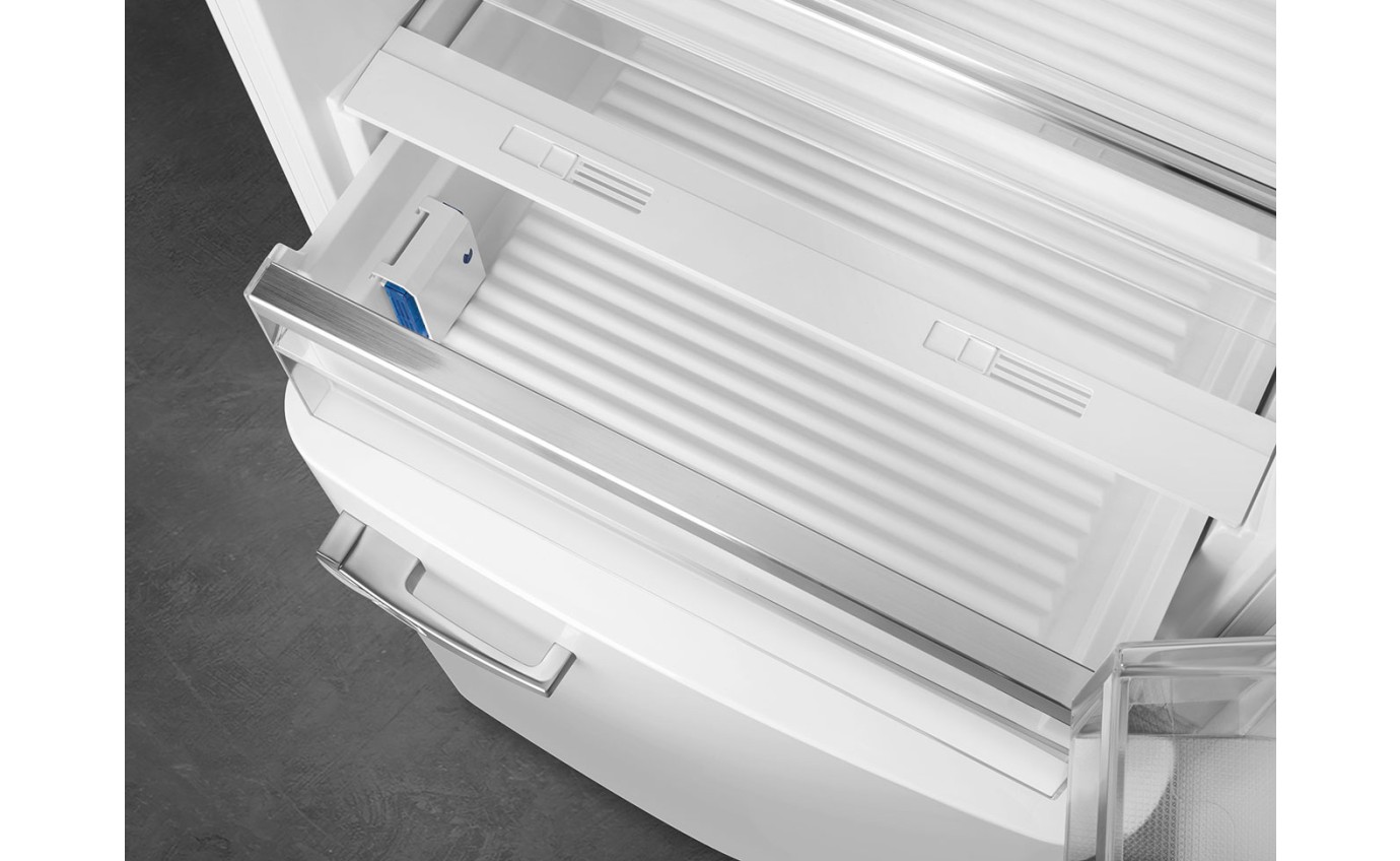 Smeg 481L 50s Style Retro Bottom Mount Fridge (White) FAB38RWH5AU