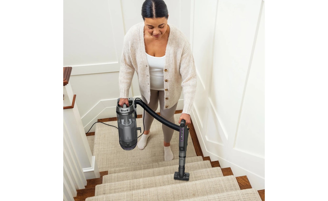 Shark PowerDetect Corded Upright Vacuum Cleaner AZ3900