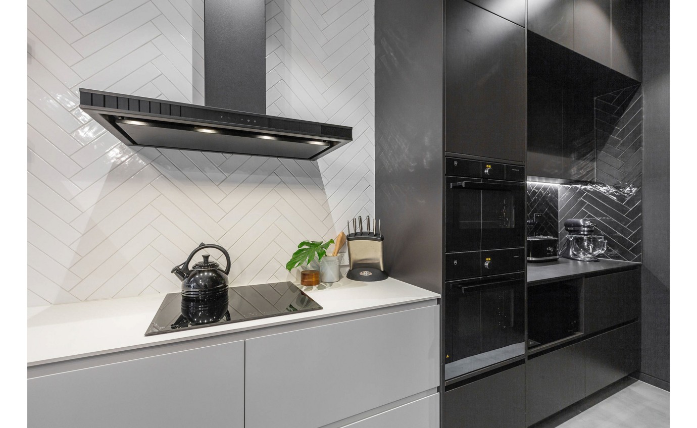 Schweigen 900mm Silent Black Wallmount Rangehood DS3326B9SP